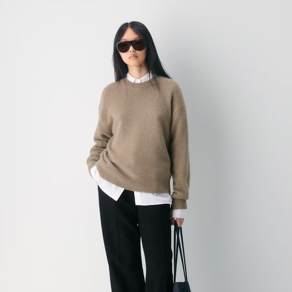 Aritzia Essential Cashmere Relic Sweater