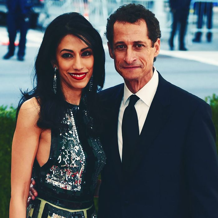 Huma Abedin Anthony Weiner To Settle Divorce Out Of Court