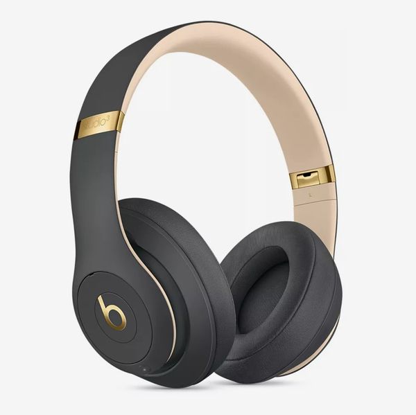Beats Studio3 Wireless Noise-Canceling Over-Ear Headphones