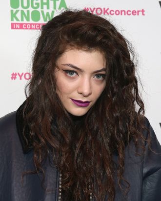 NEW YORK, NY - NOVEMBER 11: Singer Lorde attends VH1 