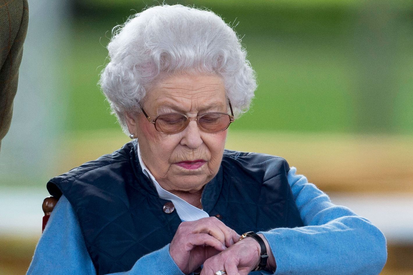 These Pics of Queen Elizabeth at a Horse Show Are Incredible