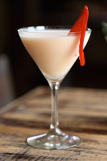 巴西酒，椰子泥，新鲜酸橙汁，弗雷斯诺辣椒泥