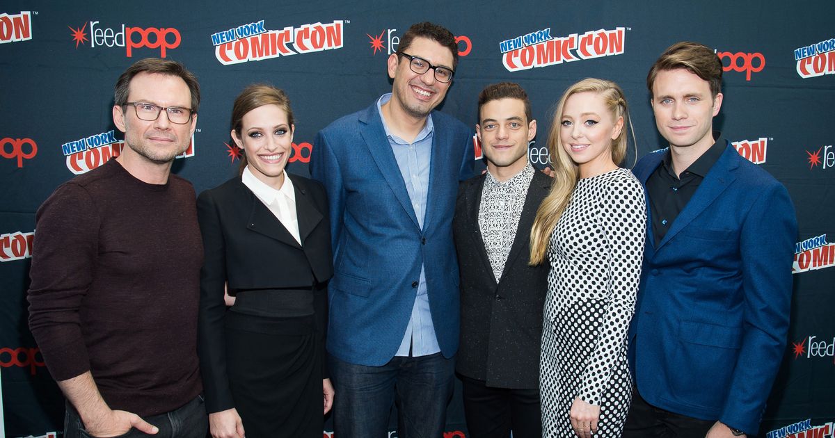 Akrobatik Før Souvenir The Mr. Robot Cast Would Like to See a Tyrell-Elliot Kiss (And Six Other  Things We Learned at NYCC)