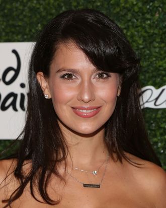 Hilaria Baldwin returns to red carpet post-baby in cutout dress