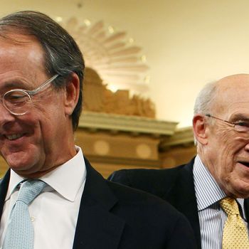 Co-chairmen of the National Commission on Fiscal Responsibility and Reform, former Sen. Alan Simpson, (R-WY)(R), and Erskine Bowles (L)