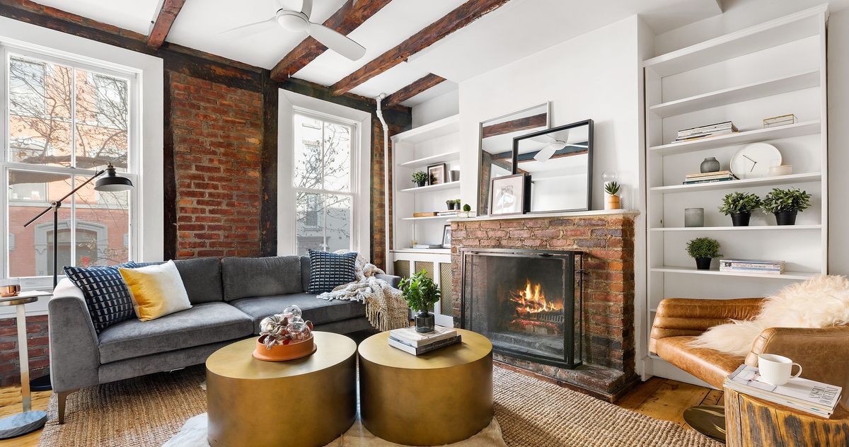 Brooklyn Heights Apartment For Sale Is Full of Exposed Beams