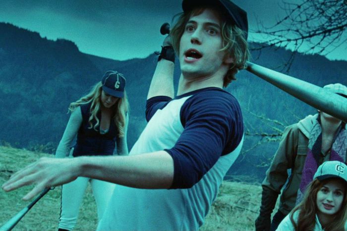 Twilight’s Vampire Baseball Scene Is Very Funny