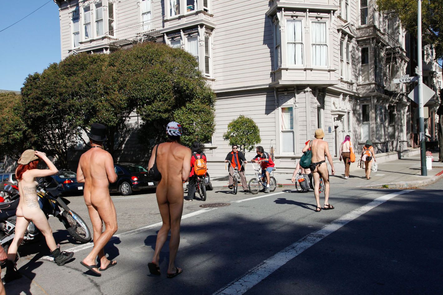 Make her nude in san francisco
