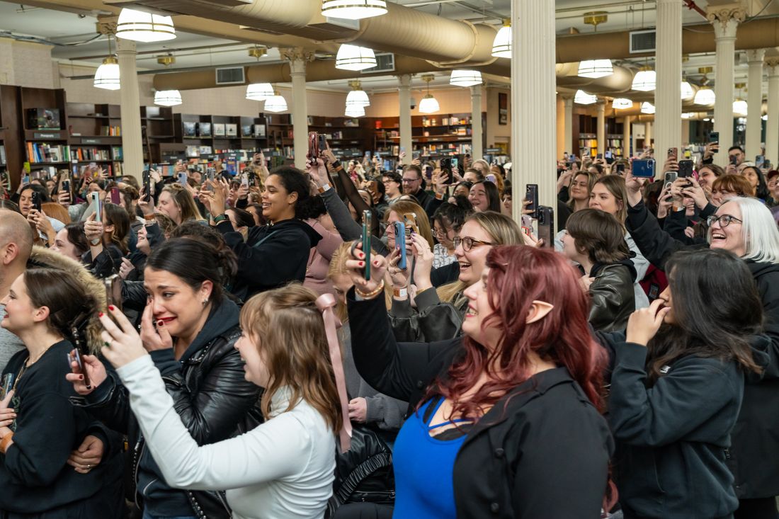 Book release party for Crescent City 3 - House of Flame & Shadow? :  r/SarahJMaas