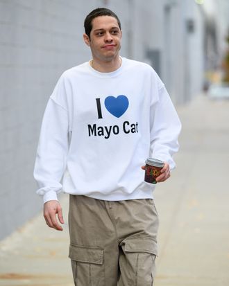 Hellmann’s “I ❤ Mayo Cat” Shirt Photo Opp