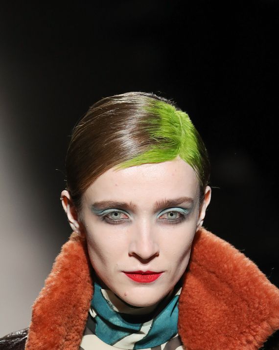 Dries Van Noten Fall 2020 Beauty: Billie Eilish–Green Roots