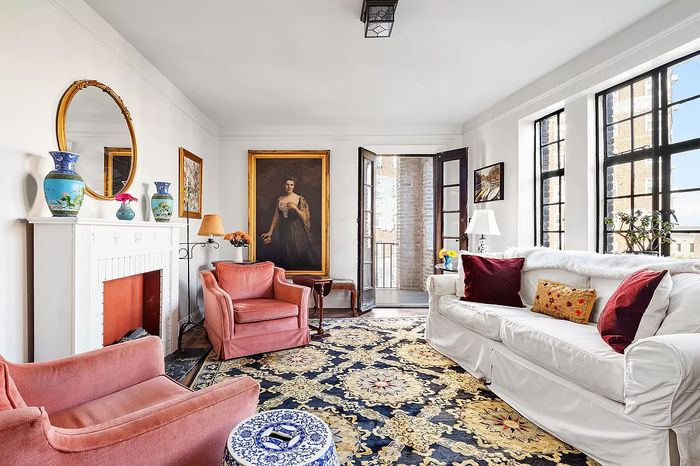 Image showcasing Best NYC Real-Estate Listings Under a Million: Spring 2024