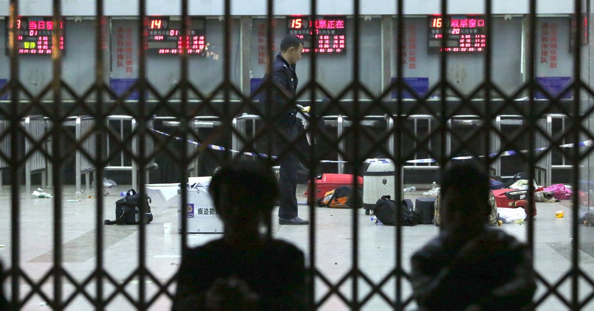 27 Killed in Chinese Knife Attack