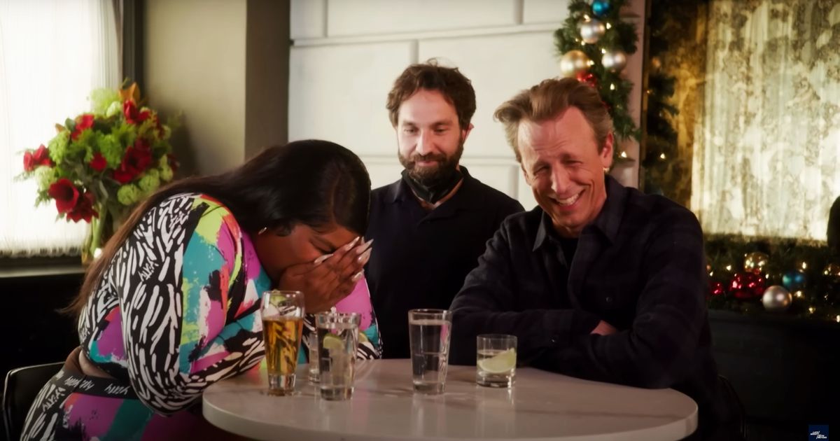 Lizzo goes on a date drinking with Seth Meyers: WATCH