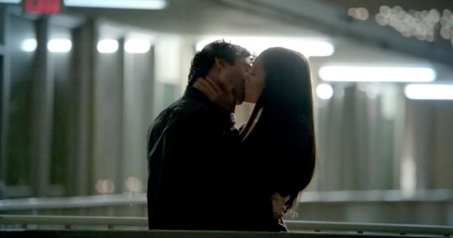 elena and damon season 4 kiss