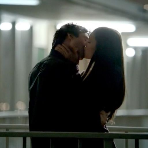 elena and damon season 4 kiss