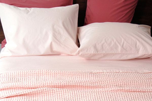 Anton Fitted Sheet in Pink