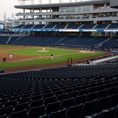 Korean baseball season begins in empty stadiums