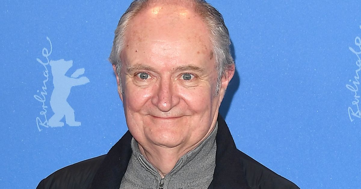 吉姆·布羅德本（Jim Broadbent）