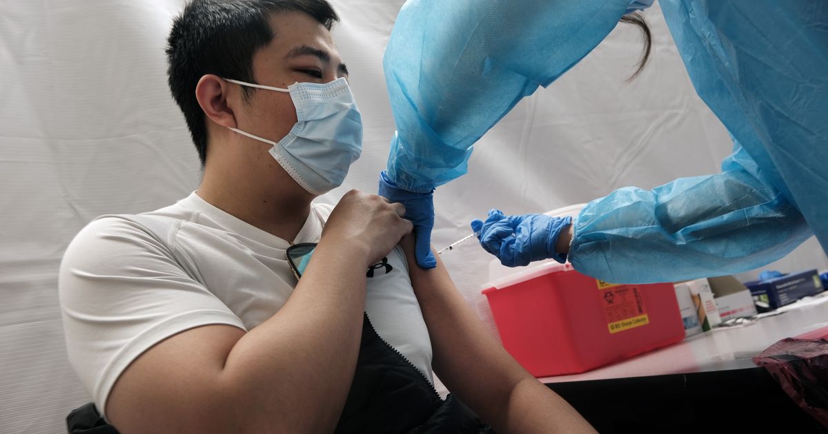 Cuomo Throws Open Vaccine Eligibility to All Adults