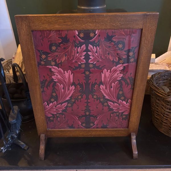 HomemakerByNancy Vintage Mahogany Fireplace Screen