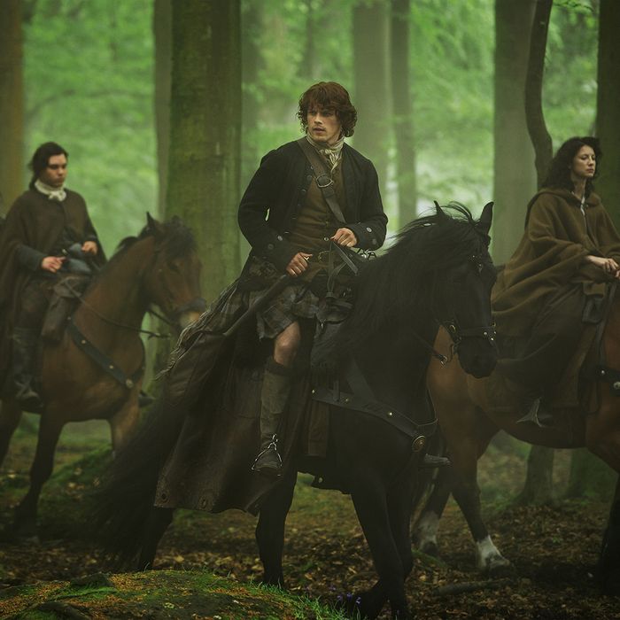 Outlander MidSeason Finale So Much Dizzying BackandForth and Not