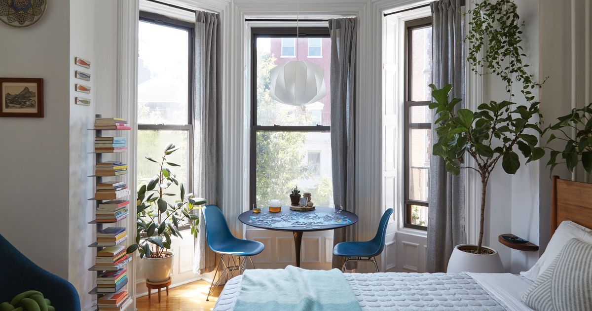 https://pyxis.nymag.com/v1/imgs/3b7/66f/9f550fcdabe47c4fd4f7943e4988993522-small-apartment-lede.2x.rsocial.w600.jpg