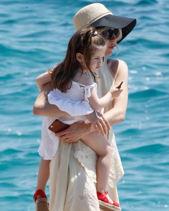 Sienna Miller with her daughter during the Cannes Film Festival 2015.