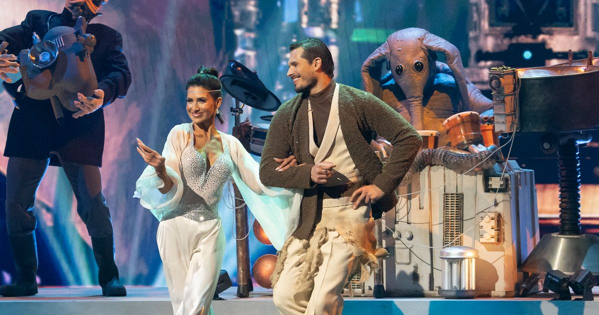Why Was Hilaria Baldwin Sent Home on Dancing With the Stars?