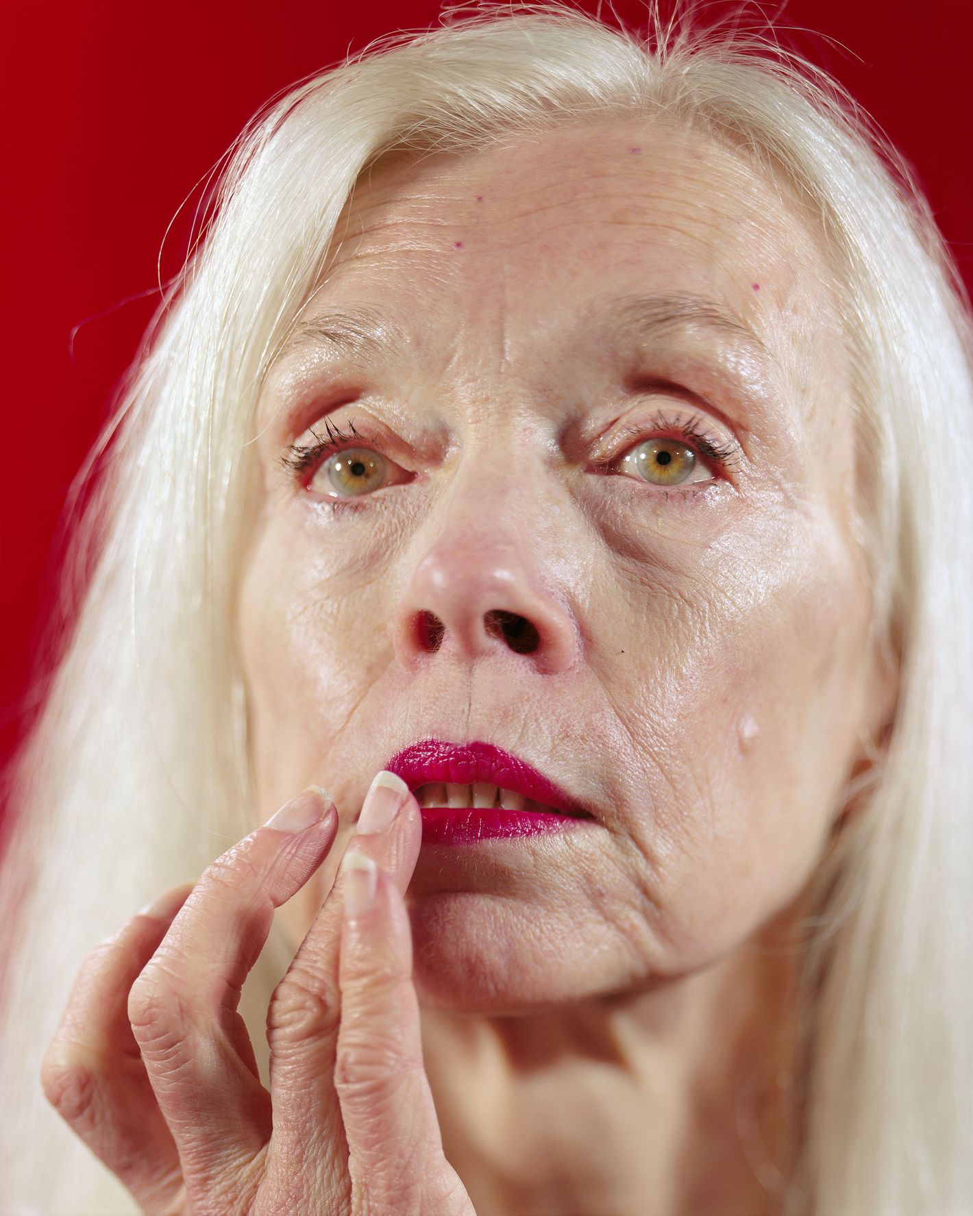 The ‘Mirror Face’ of 17 New York Women