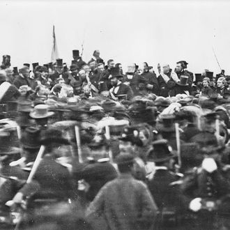 US President Abraham Lincoln (1809 - 1865) arrives at Gettysburg in Pennsylvania, to deliver the Gettysburg Address, 19th November 1863.