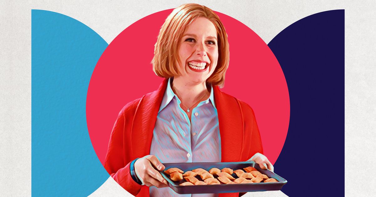 Snl The Story Behind Vanessa Bayer S Totino S Sketches