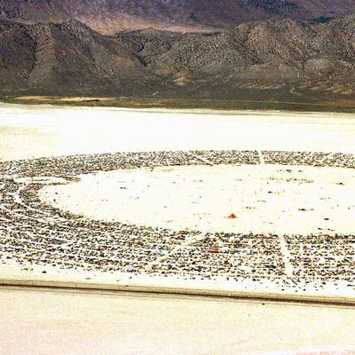 General view of Black Rock City's Burning Man festival in Nevada 05 September 1999. Founded in 1986 by a group of artists, film makers and photographers, the annual event encourages a collaborative response from its audience and a collaboration between artists. Some twenty thousand people participate in this seven-days event. 