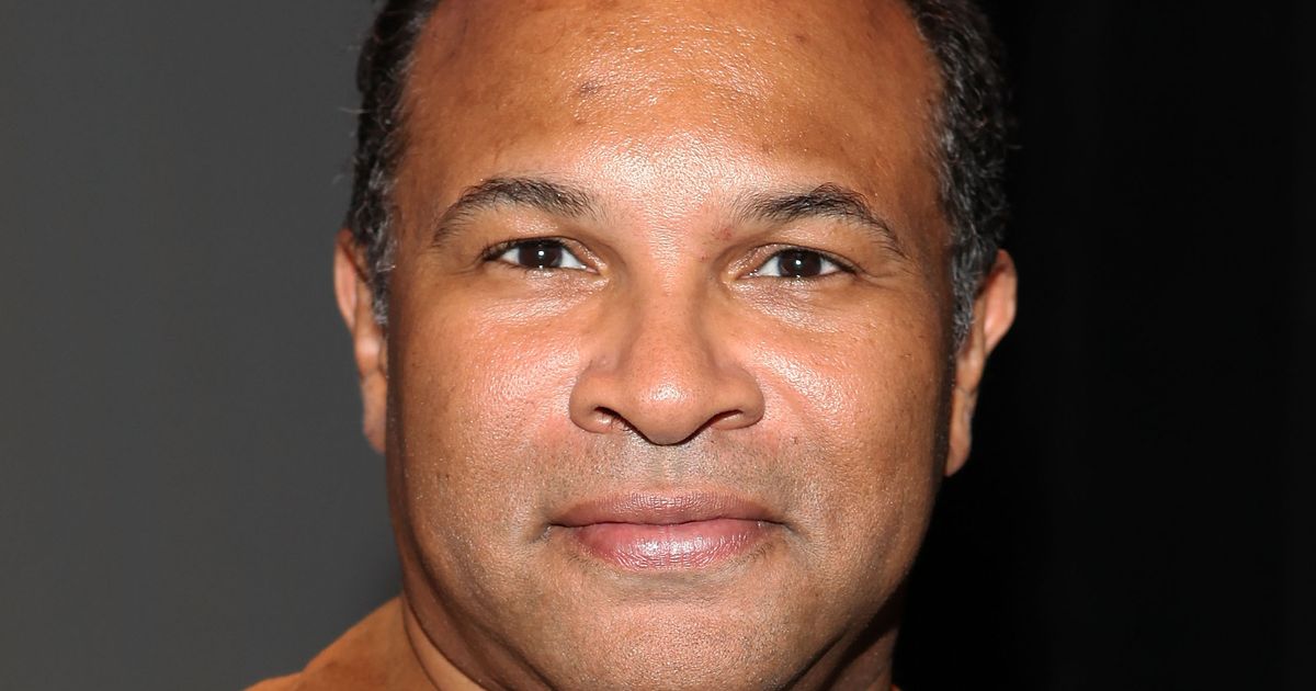 Celebrities Defend Geoffrey Owens for Having a Job