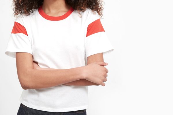 Everlane Varsity Tee