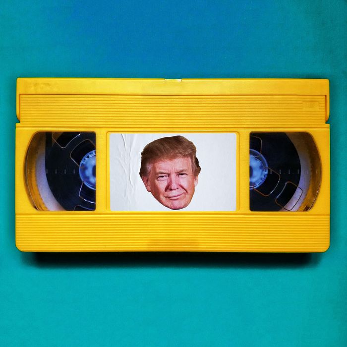 American Mom Blackmail Porn - What Is Donald Trump's Pee Tape? An Explainer.