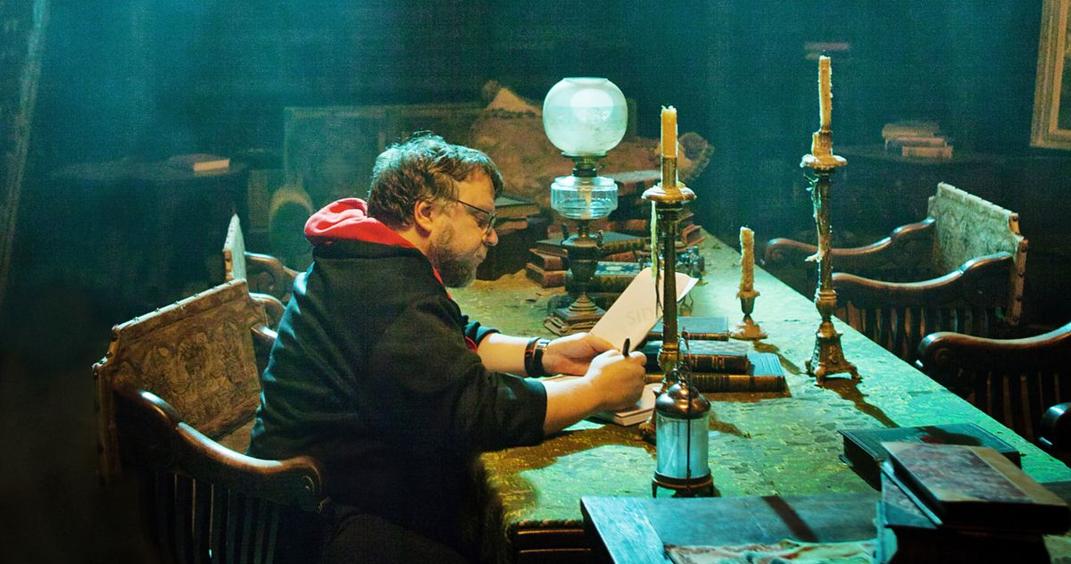 Guillermo del Toro Discusses the Misinterpretations of 'Crimson Peak'