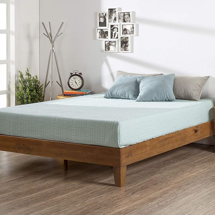 Featured image of post Wooden Bed Frames Full Size : Most indian households have wooden bed frames at home.