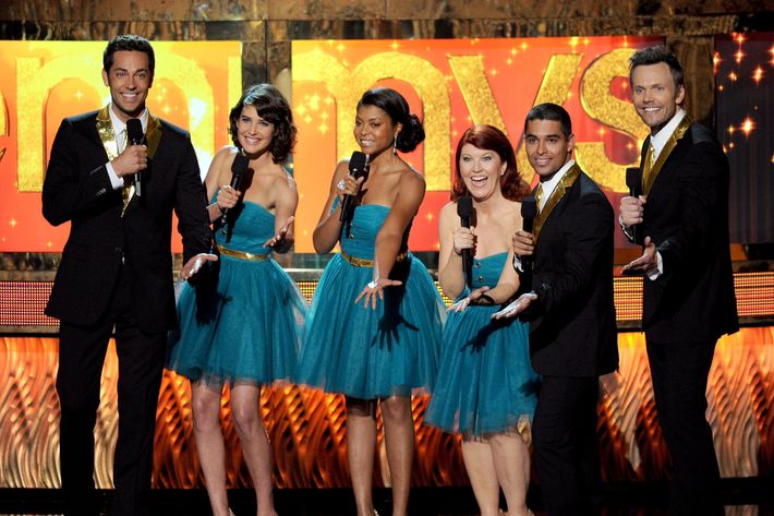 LOS ANGELES, CA - SEPTEMBER 18:  (L-R) Actors Zachary Levi Cobie Smulders, Taraji P. Henson, Kate Flannery, Wilmer Valderrama, and Joel McHale speak onstage during the 63rd Annual Primetime Emmy Awards held at Nokia Theatre L.A. LIVE on September 18, 2011 in Los Angeles, California.  (Photo by Kevin Winter/Getty Images)