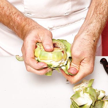 2.除去茎和所有叶子。