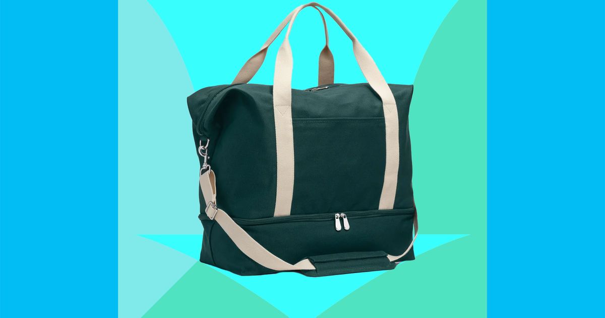 Lo & Sons Catalina Deluxe Weekender Bag Sale 2024 The Strategist