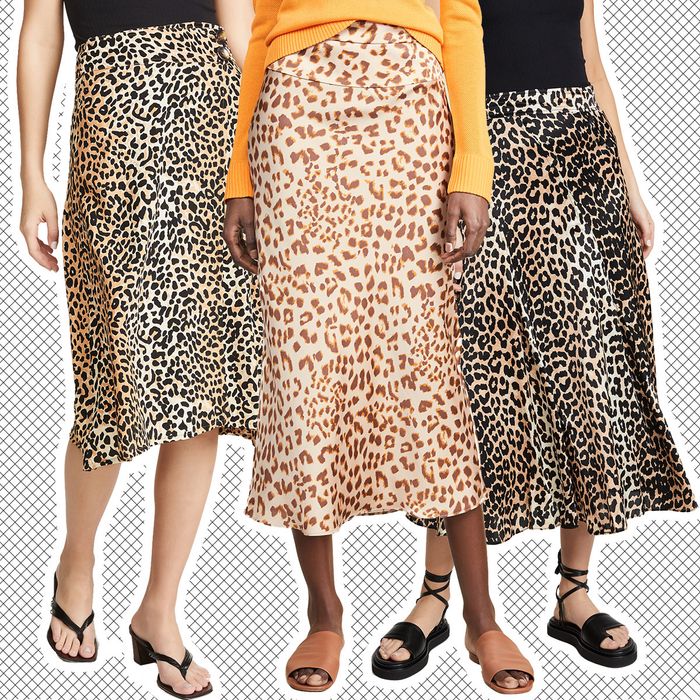 ego fyrretræ gårdsplads The Skirt of the Summer Is a Leopard-Print Midi Skirt