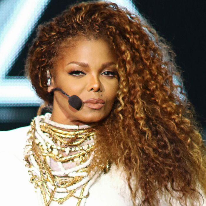 Report: Janet Jackson’s 50th-Birthday Present Is That She’s Pregnant