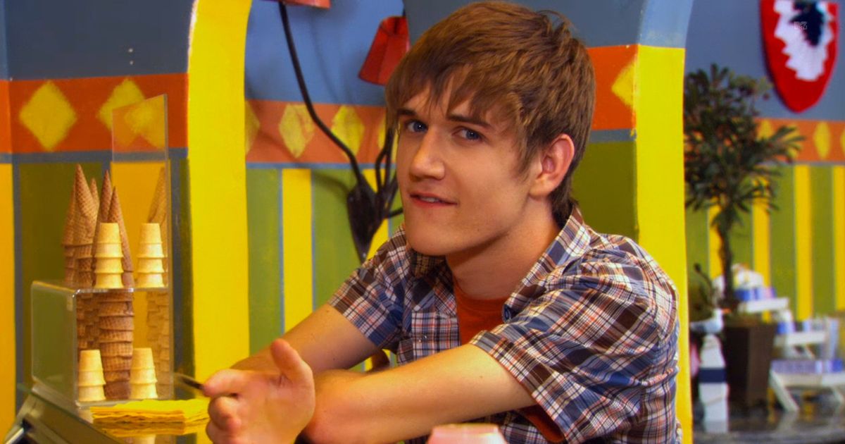 Bo Burnham Movies And Tv Shows Watch a Trailer for Bo Burnham’s New MTV Show, Zach Stone Is Gonna Be