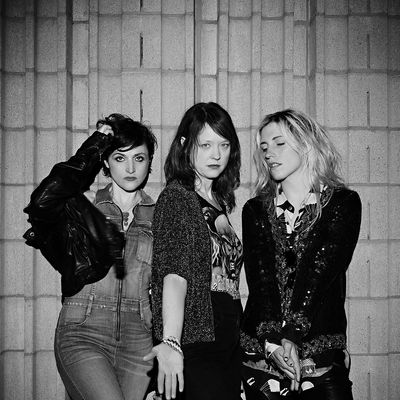 Q&A: Ex Hex’s Mary Timony Talks Gender, ’80s Power Pop, and More