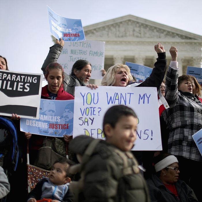 Fresh Intelligence: Obama s Immigration Action Goes to Supreme Court