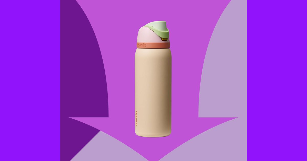 A Rainbow of Owala Bottles for Up to 36 Percent Off