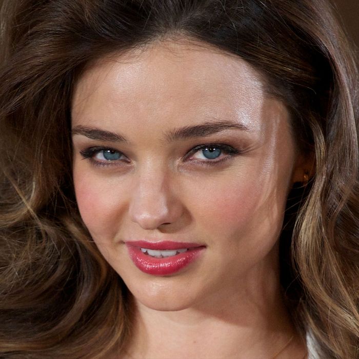 Miranda Kerr Not Unpopular Just Really Busy