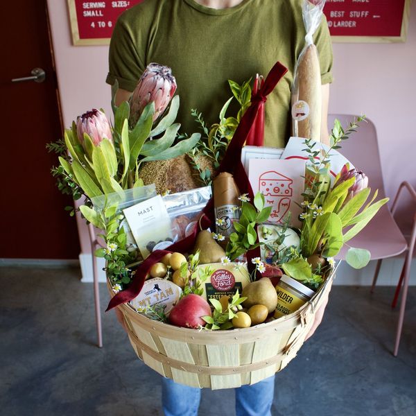 Lady & Larder Large Gift Basket