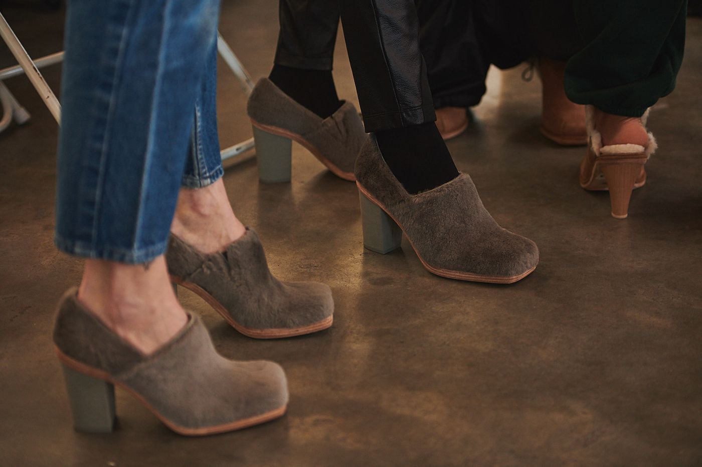 未使用✨UGG x Eckhaus Latta コラボ スニーカー ハラコ 24 UGG + ECKHAUS LATTAがニューヨークファッションウィークで2020春夏